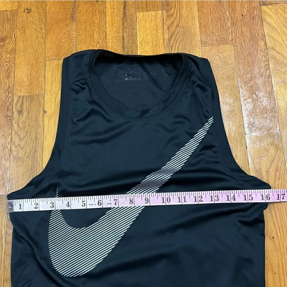 Nike Running Top Big Swoosh Women's Small